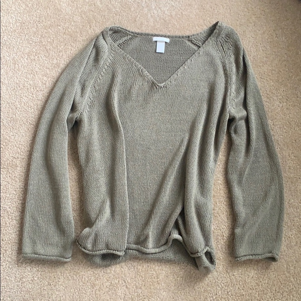 Long sleeve shirt/ sweater (hunter green color)
